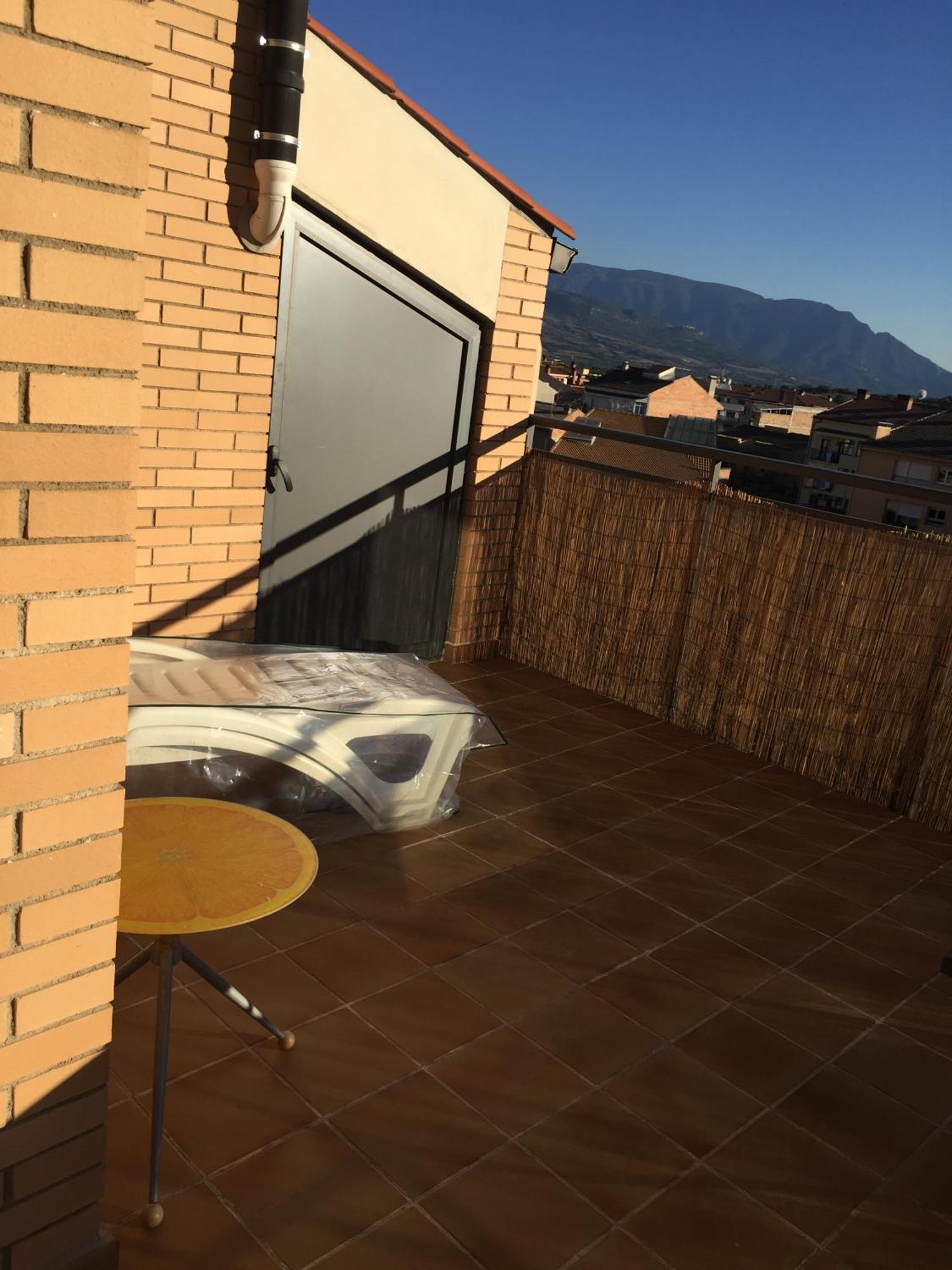 Acogedor Ático Dúplex En Tremp Exterior foto